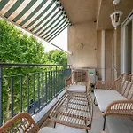 Luxueux, Spacieux Et Tout Equipe A 5 Min Du Port