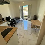 Agora