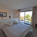 Superbe Piscine Proche Et Au Calme Villa Nice