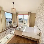 Spacieux A 4 * Nice