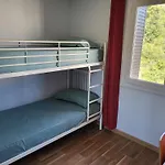 Private Room-4 In Hannana Apartment- 2 Min Walk To Tram 12 Min To Train Station 15 Min To Massena Place *
