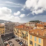 Open Sky Terrace Lage 1 Bdr & Parking