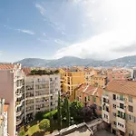 Open Sky Terrace Lage 1 Bdr & Parking