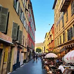 Jolie Deux Pieces Au Coeur De Nice