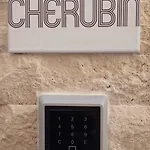 Club 4*