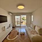 Apartment 2p Moderne Et Epure Pres De La Et De La Celebre Promenades Des - Vivez Le Reve Mediterraneen