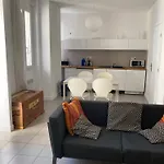 Apartment Bleu