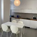 Apartment Bleu
