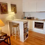 Suitemarie Carre D'or Apartment *