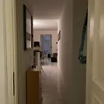 Deloye Fshh Apartment