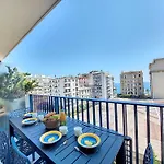 Nestor&Jeeves - Bleu Azur Vue Mer - Central - Very Close Sea