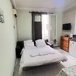 Umbaa - Cute Studio