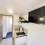 Les Orangers Aparthotel Nice