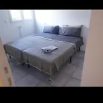 Grand Appartement, 2 Ou 3 Ou 4 Pieces, Tramway Sur Place, Proche Gare Sncf St Augustin 900 Metre , Aeroport 1200 Metre, Ou Allianz Riviera 10 Min, Palais Nikaia 2 Min , Supermarche Sur Place, Parking Possible Si Disponible Ou Payant A 1000 Metr Apartment *