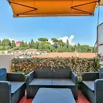 Stunning 1 Bedroom Flat With Terrace At Nice