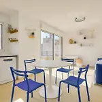 T2 Avec Terrasse Et Parking Prive Au Coeur De *