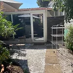 Cozy House With Parking And Garden