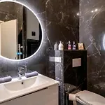 Apartment Splendide, Refait A Neuf, Climatise, A 1mn- 