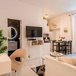 Apartment Splendide, Refait A Neuf, Climatise, A 1mn- 