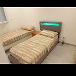 Grand Appartement, 2 Ou 3 Ou 4 Pieces, Tramway Sur Place, Proche Gare Sncf St Augustin 900 Metre , Aeroport 1200 Metre, Ou Allianz Riviera 10 Min, Palais Nikaia 2 Min , Supermarche Sur Place, Parking Possible Si Disponible Ou Payant A 1000 Metr * Nice
