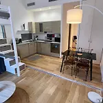 Place Massena Apartment