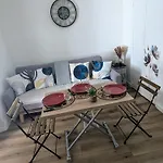 Apartment Cosy Proche Du Port
