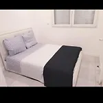 Grand Appartement, 2 Ou 3 Ou 4 Pieces, Tramway Sur Place, Proche Gare Sncf St Augustin 900 Metre , Aeroport 1200 Metre, Ou Allianz Riviera 10 Min, Palais Nikaia 2 Min , Supermarche Sur Place, Parking Possible Si Disponible Ou Payant A 1000 Metr *
