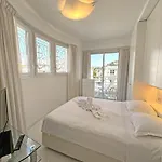 Apartment Sea Front Penthouse Cote D Azur *