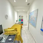 Gorgeous Oceanfront Promenade Apartment