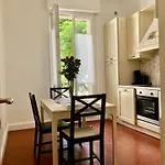 Apartment 2p Moderne Riquier Proche Port, Gare, Tramway *