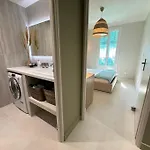 Apartment 3p Neuf Et Climatise Le Port A 9mn De La