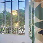 Nestor&jeeves - Bel Air - Center - Modern Apartment