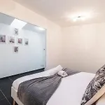 Large & Quiet 1 Bdr At Port * Nice