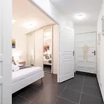 Apartment Large & Quiet 1 Bdr At Port *