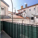 Large & Quiet 1 Bdr At Port Nice