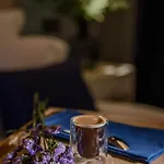 9 Alberti Centre Aparthotel 4*