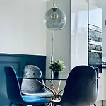 Luxueux Appartement, Carre D'or, Square Mozart