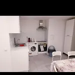 Grand Appartement, 2 Ou 3 Ou 4 Pieces, Tramway Sur Place, Proche Gare Sncf St Augustin 900 Metre , Aeroport 1200 Metre, Ou Allianz Riviera 10 Min, Palais Nikaia 2 Min , Supermarche Sur Place, Parking Possible Si Disponible Ou Payant A 1000 Metr *