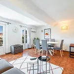 2 Bdr Panoramic View On Gardens