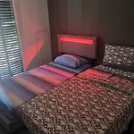 Privative Renove 2024, Climatisation, Tramway Sur Place , 12 Min Centre, 16 Min Plage, Apercu Lateral Mer, 2 Wc Avec 2 Salle De Bain, Private Renovated 2024, Air-conditioned , Tram On Spot, 2 Toilets And 2 Bathrooms Bed & Breakfast *