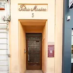 L52 Staywiz Us - 2Bdr Massena Central, 2 Min From The Beach Ac