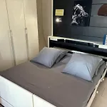 Promenade Des Anglais Center Sea And Beach Front Design Flat With Private Garden