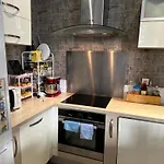 Delight Room 1St Door