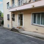 Nice Family T2 Of 32 M2 In Nice