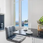 Apartment Sunlight - Capitaine 54 - 1 Bedroom, Stunning With Balcony And Port View