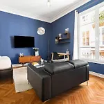 Raffinement En Pleine Ville