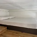 Capsule hotel Les Balconnets Ap3 Centre *