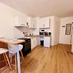 & Serenity - Proche Gare Apartment *