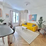 3p En Centre Ville, Spacieux Et Calme Apartment