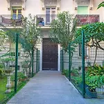 - - Superbe Studio Avec Balcon - Nice Centre - -